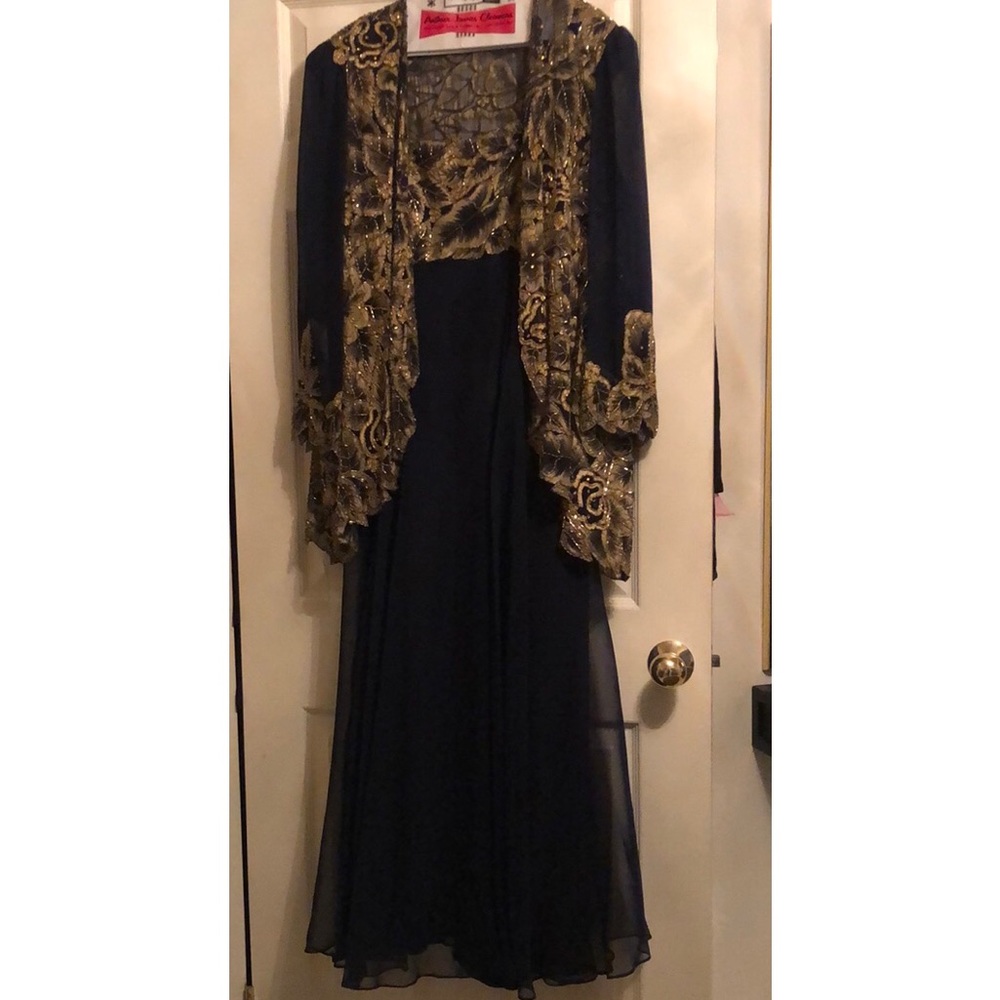 Beautiful beaded chiffon sleeveless dress with matching chiffon/beaded jacket